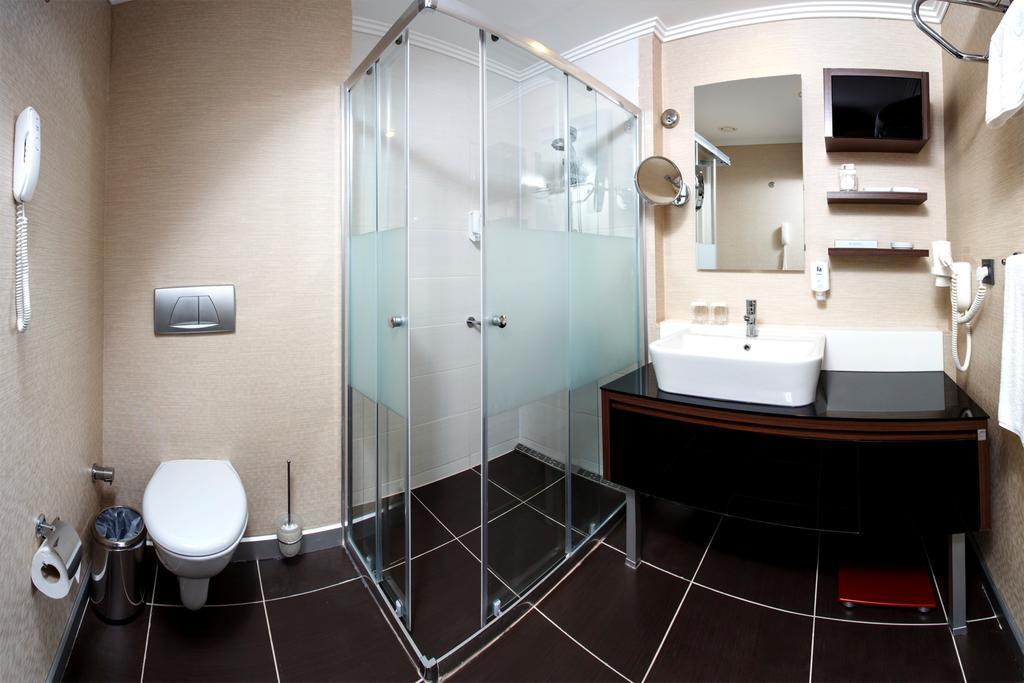 Oezay Suites Istanbul Exterior foto
